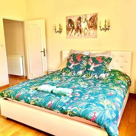 The Perfect French Getaway! Ferienhaus